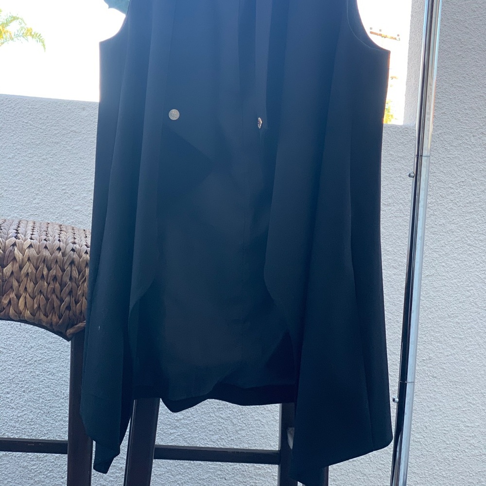 Anne Klein long lined vest w deep pockets